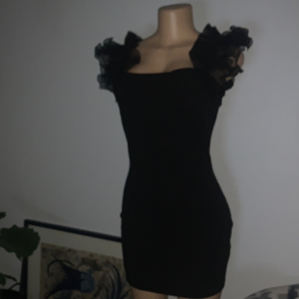 Chic Black Ruffle Sleeve Mini Dress - Picture 7 of 10